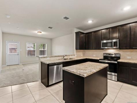 7210 Archers Grove San Antonio TX 78244