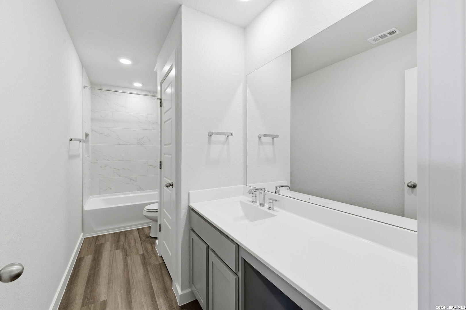 198 Connor Creek San Antonio TX 78245