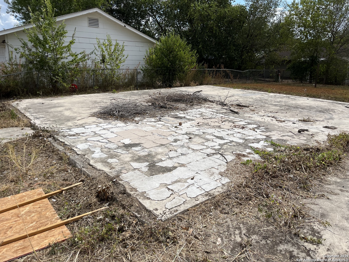 5730 Broken Lance San Antonio TX 78242