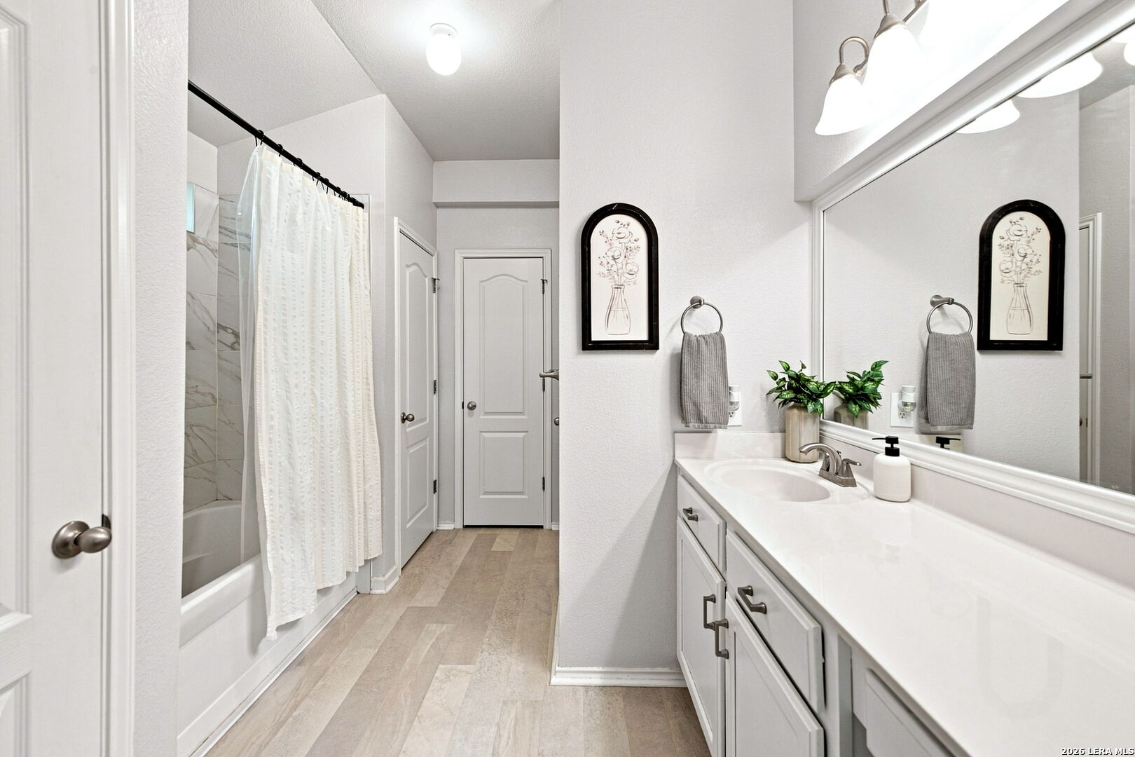 5511 Justin Cove San Antonio TX 78240
