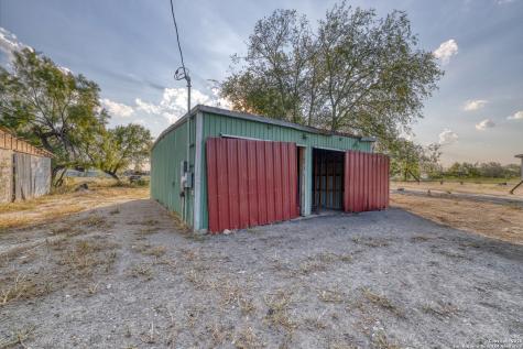 3936 Fm 1052 Uvalde TX 78801