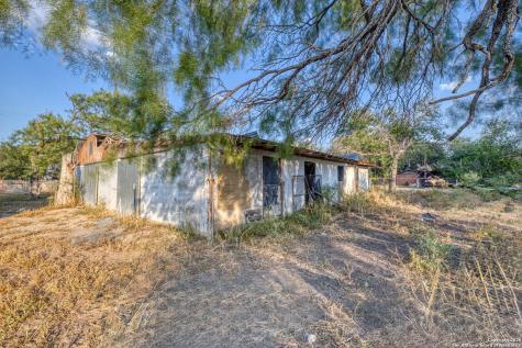 3936 Fm 1052 Uvalde TX 78801