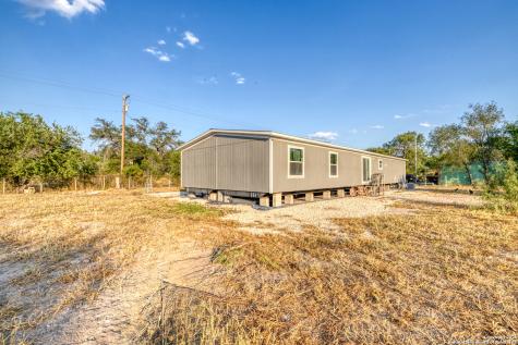 3936 Fm 1052 Uvalde TX 78801