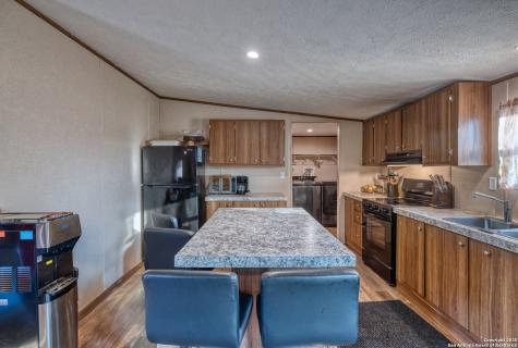3936 Fm 1052 Uvalde TX 78801