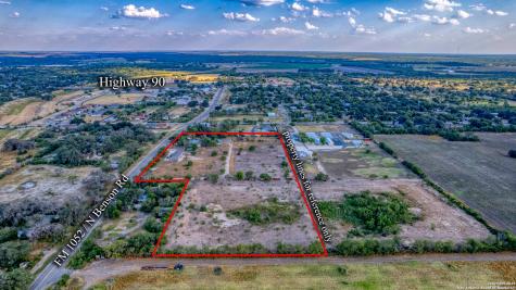 3936 Fm 1052 Uvalde TX 78801