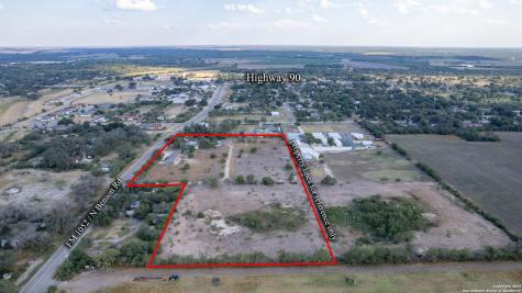 3936 Fm 1052 Uvalde TX 78801