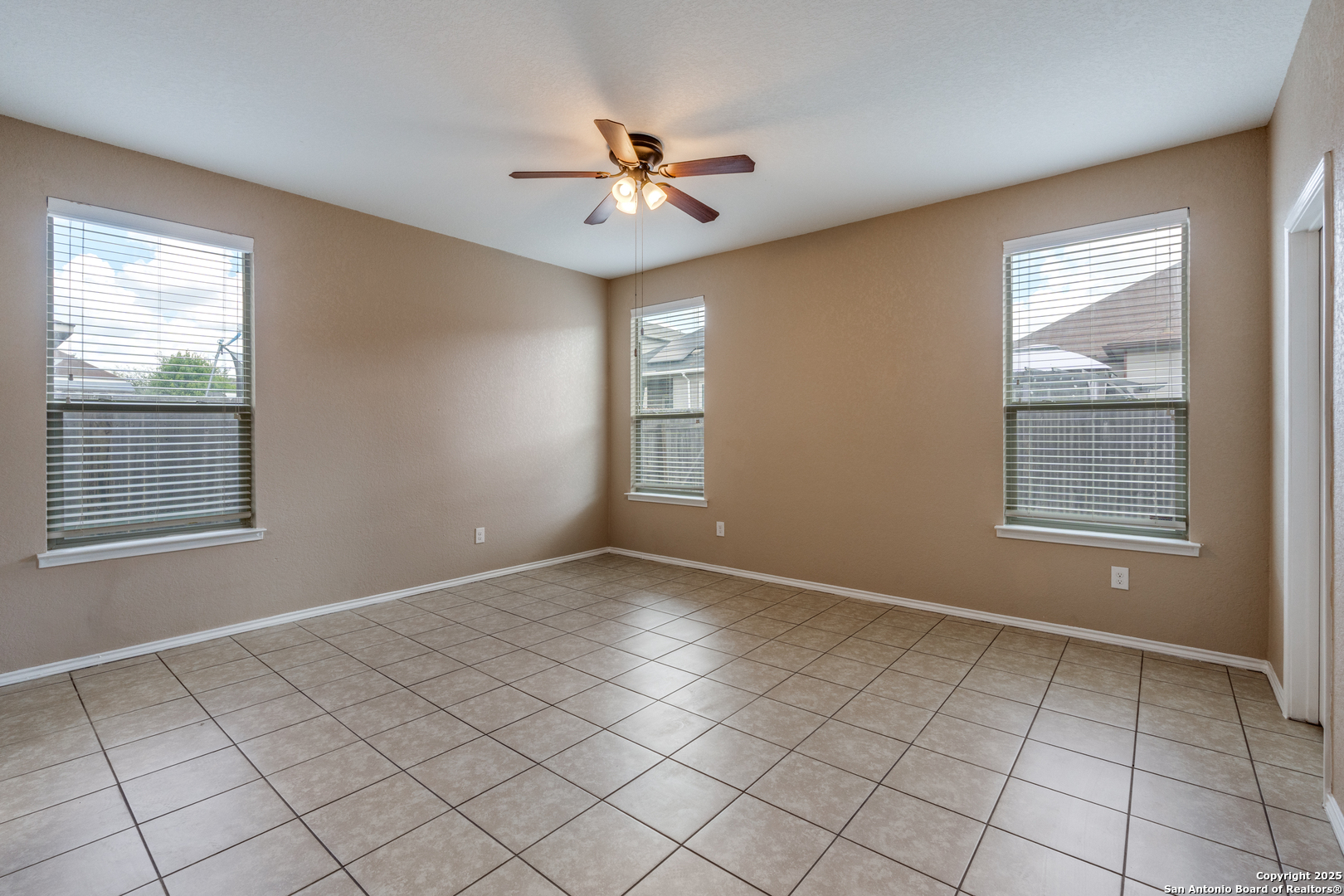 4527 Southton Way San Antonio TX 78223
