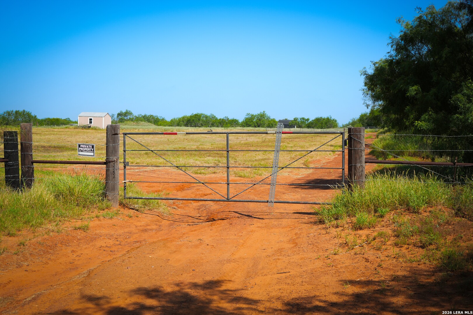 13.87+/- Acres County Road 314 Charlotte TX 78011