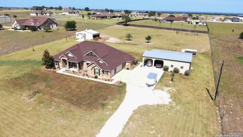 137 Triple R Drive La Vernia TX 78121