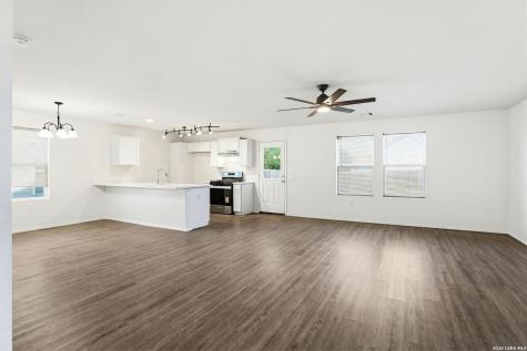 6531 Hazy Glen San Antonio TX 78218