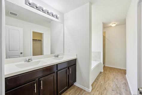 160 Field Ridge New Braunfels TX 78130