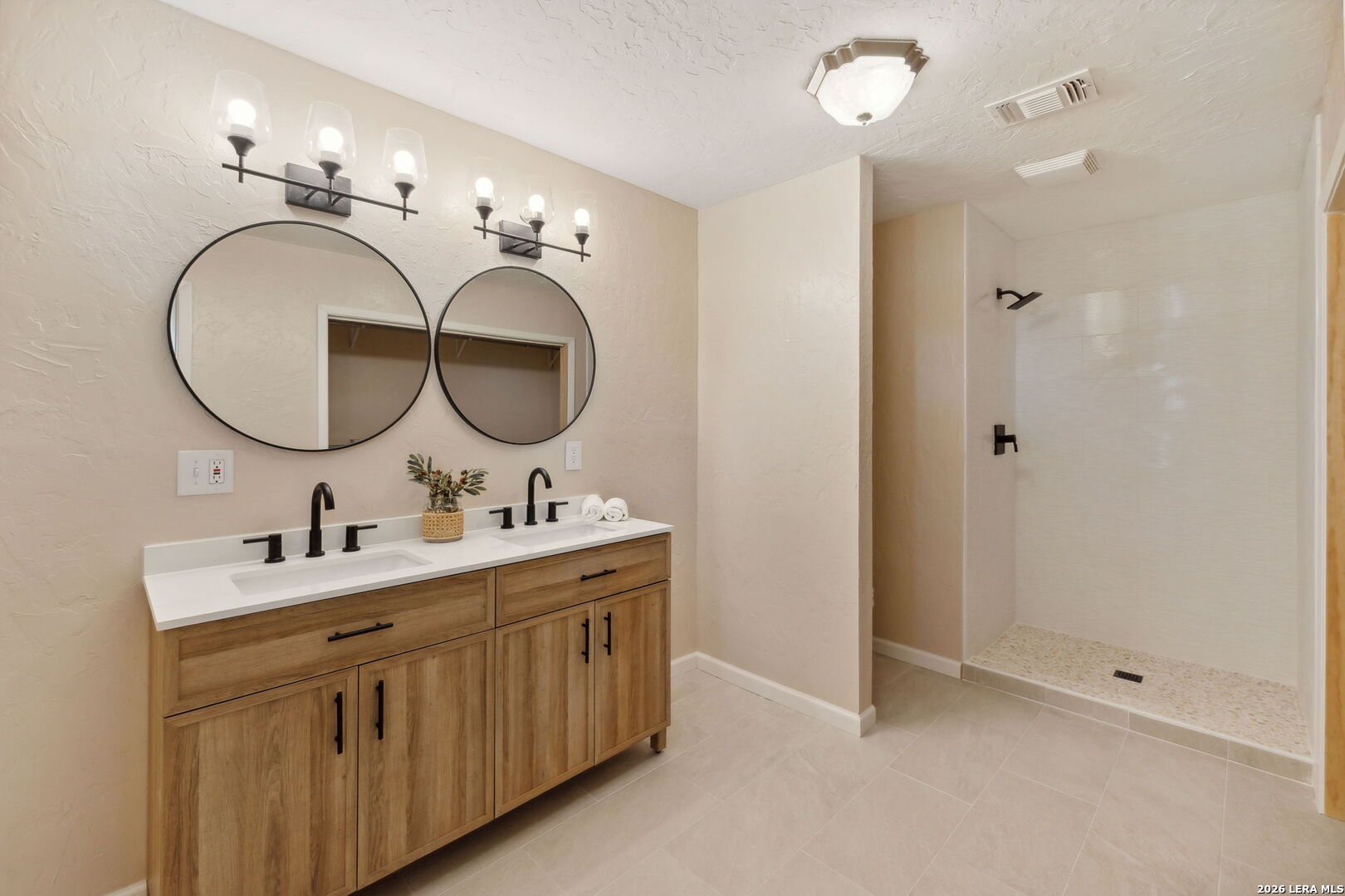 304 East Street Comfort TX 78013