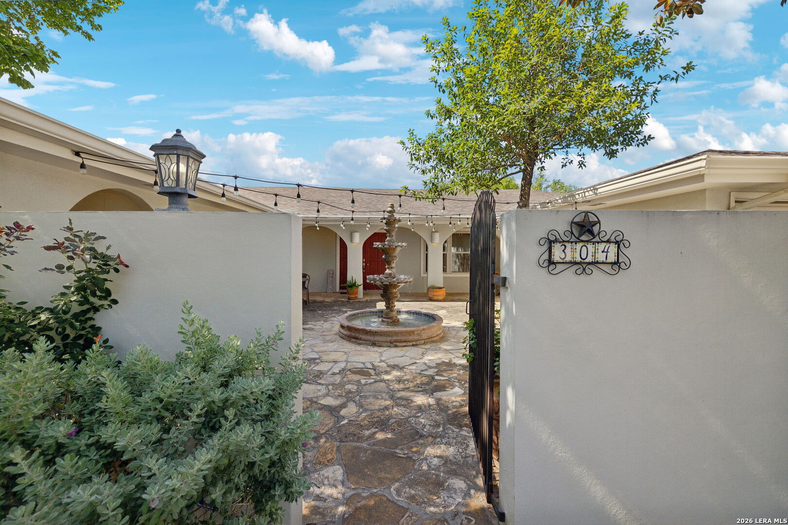 304 East Street Comfort TX 78013