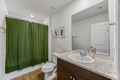 389 Middle Green Loop Floresville TX 78114