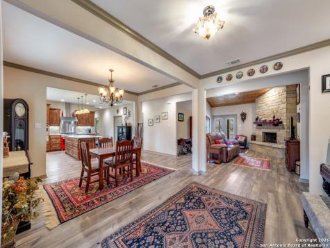 6472 Bluntzer Road Jourdanton TX 78026