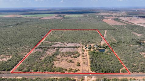 6472 Bluntzer Road Jourdanton TX 78026