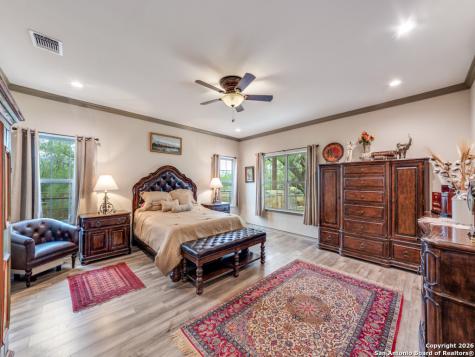 6472 Bluntzer Road Jourdanton TX 78026