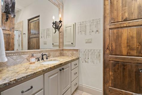 210 Riverwood Boerne TX 78006