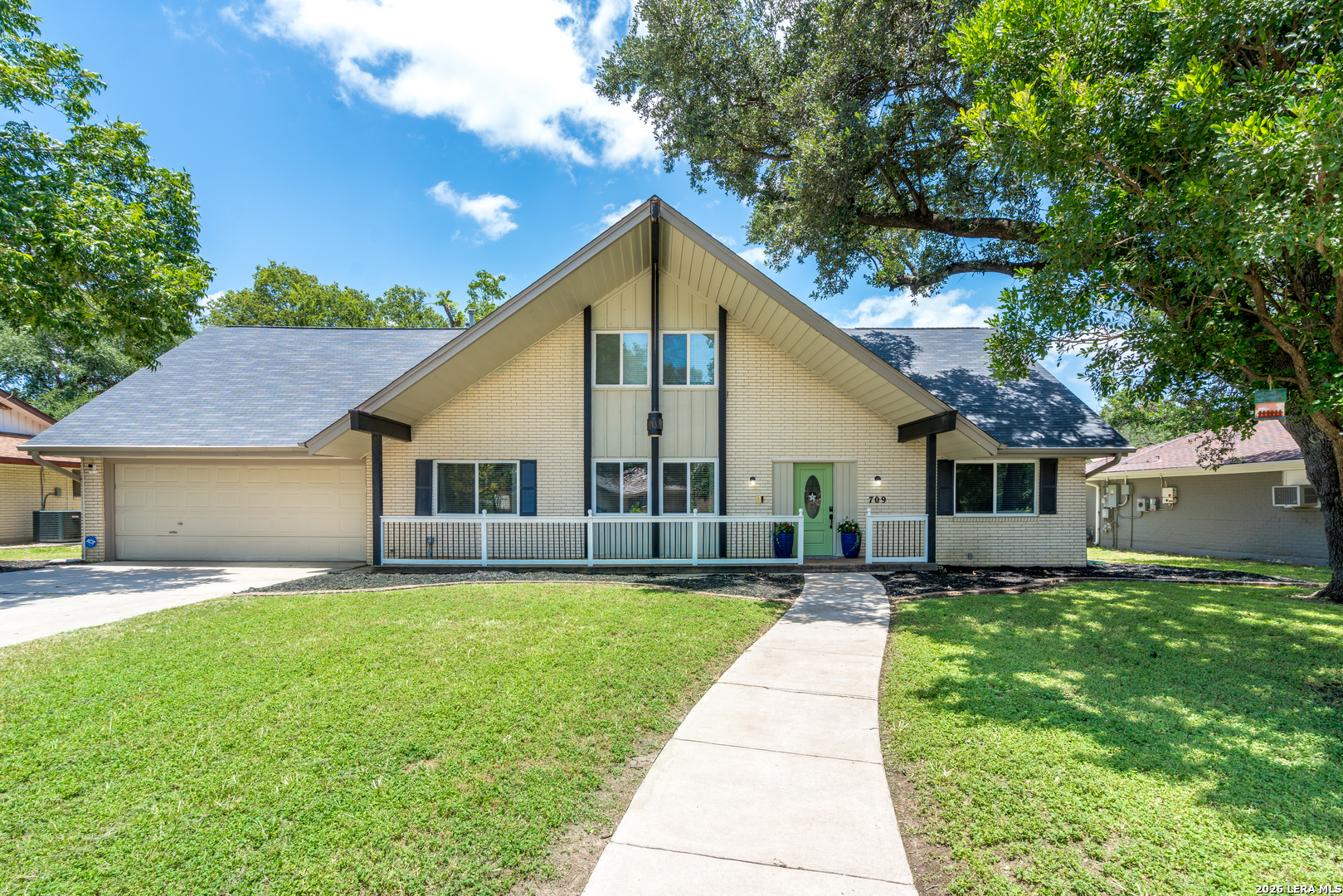 709 Balfour Drive Windcrest TX 78239