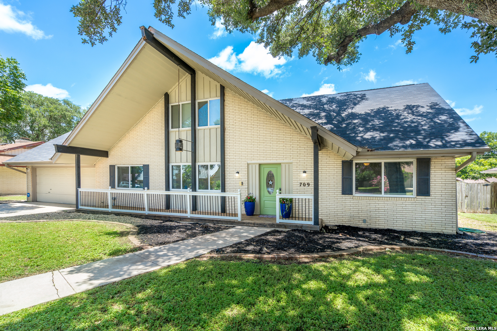 709 Balfour Drive Windcrest TX 78239