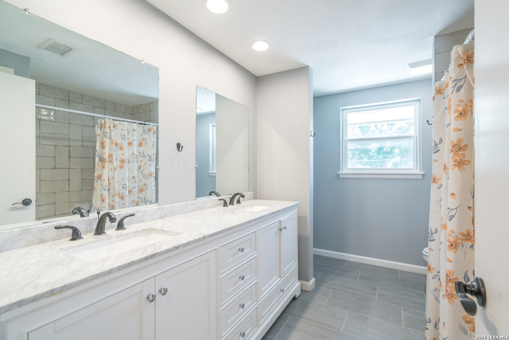 709 Balfour Drive Windcrest TX 78239