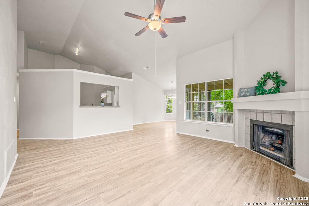 6323 Broadmeadow San Antonio TX 78240