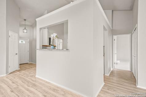 6323 Broadmeadow San Antonio TX 78240