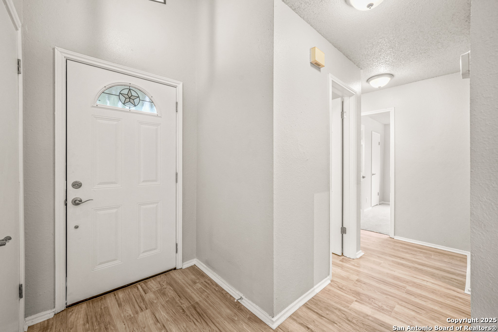 6323 Broadmeadow San Antonio TX 78240