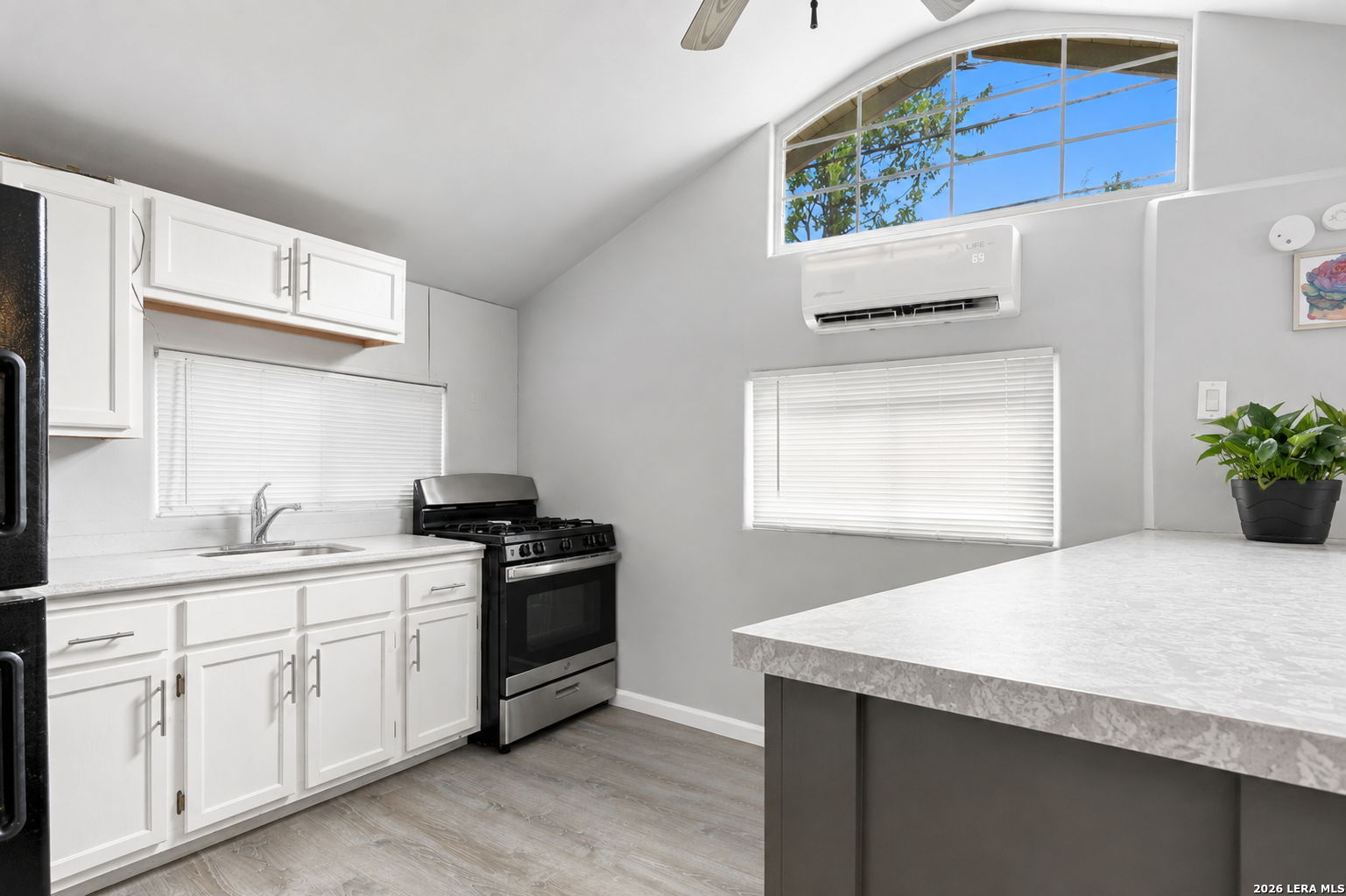 1000 Kayton Avenue San Antonio TX 78210