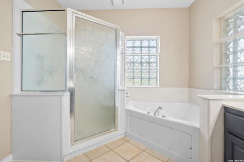 104 Peachtree Rockport TX 78382