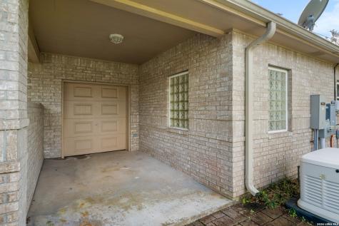 104 Peachtree Rockport TX 78382