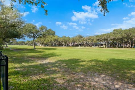 104 Peachtree Rockport TX 78382