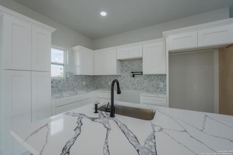 150 Ranchero Way Natalia TX 78059