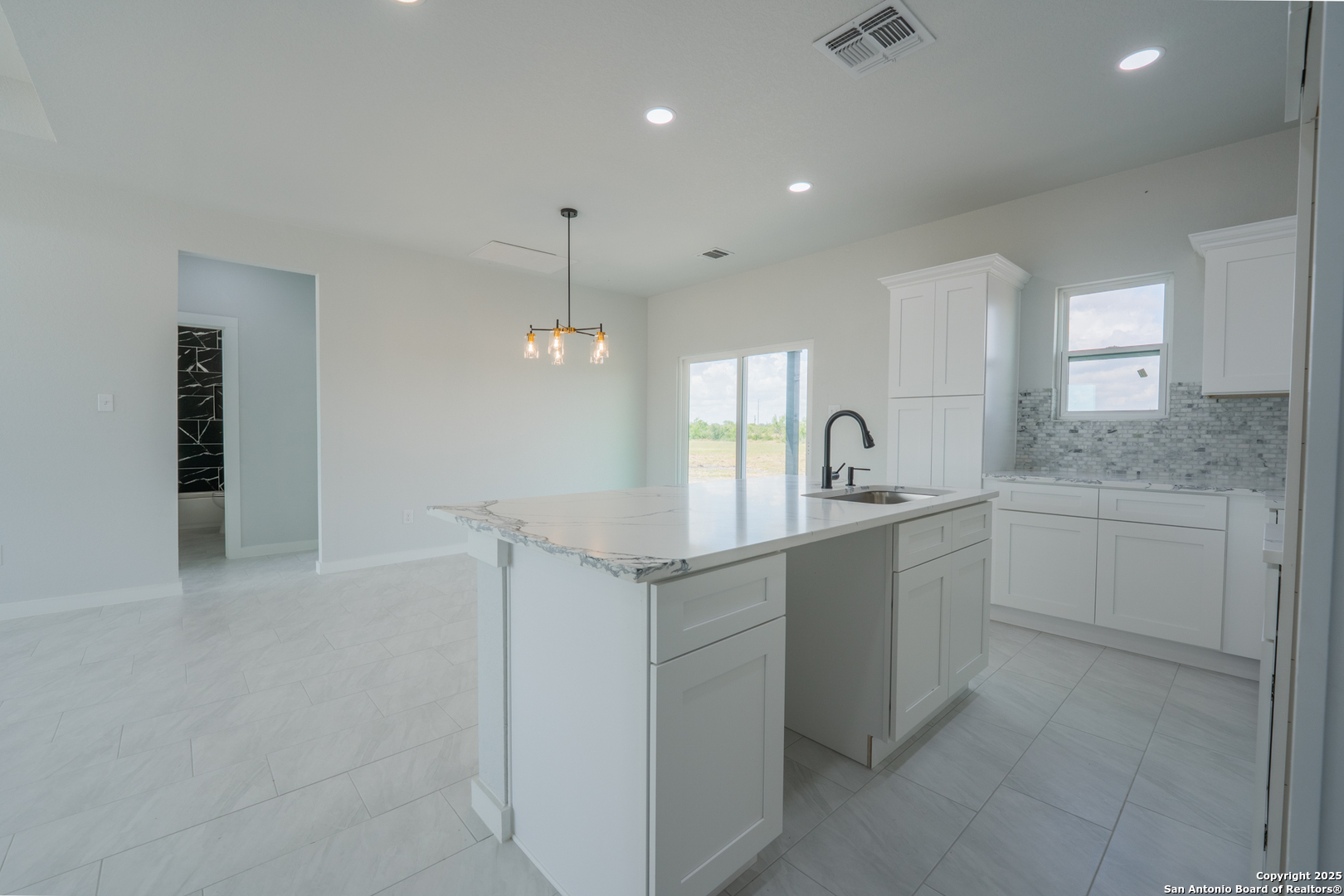 150 Ranchero Way Natalia TX 78059