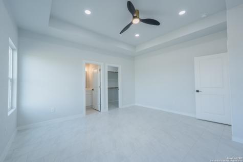 150 Ranchero Way Natalia TX 78059