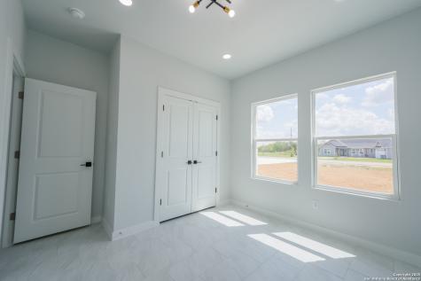 150 Ranchero Way Natalia TX 78059