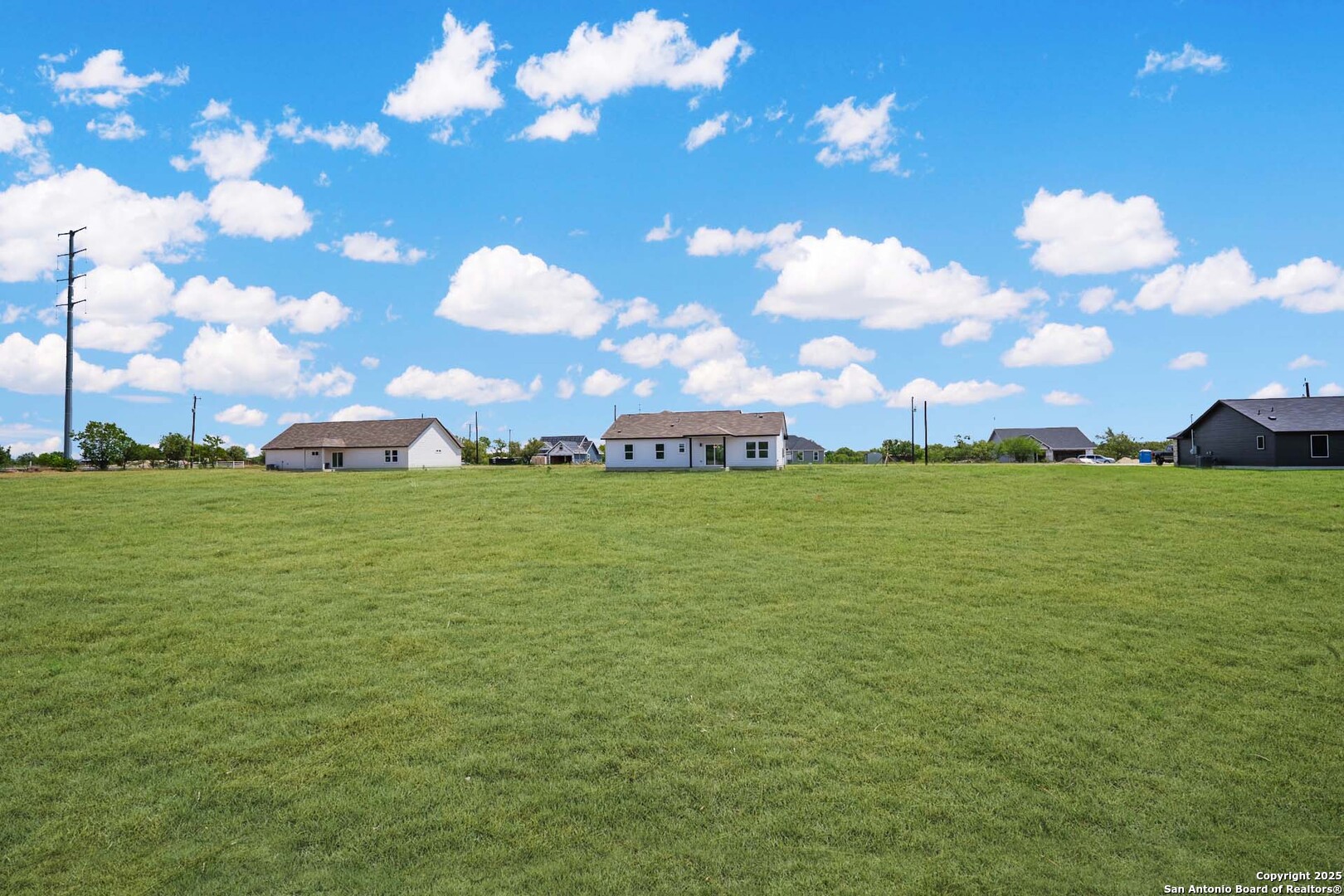 150 Ranchero Way Natalia TX 78059