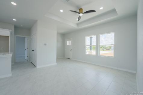 150 Ranchero Way Natalia TX 78059