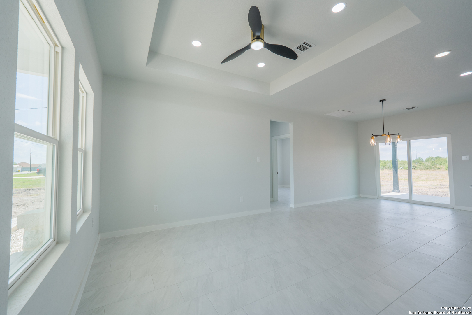 150 Ranchero Way Natalia TX 78059