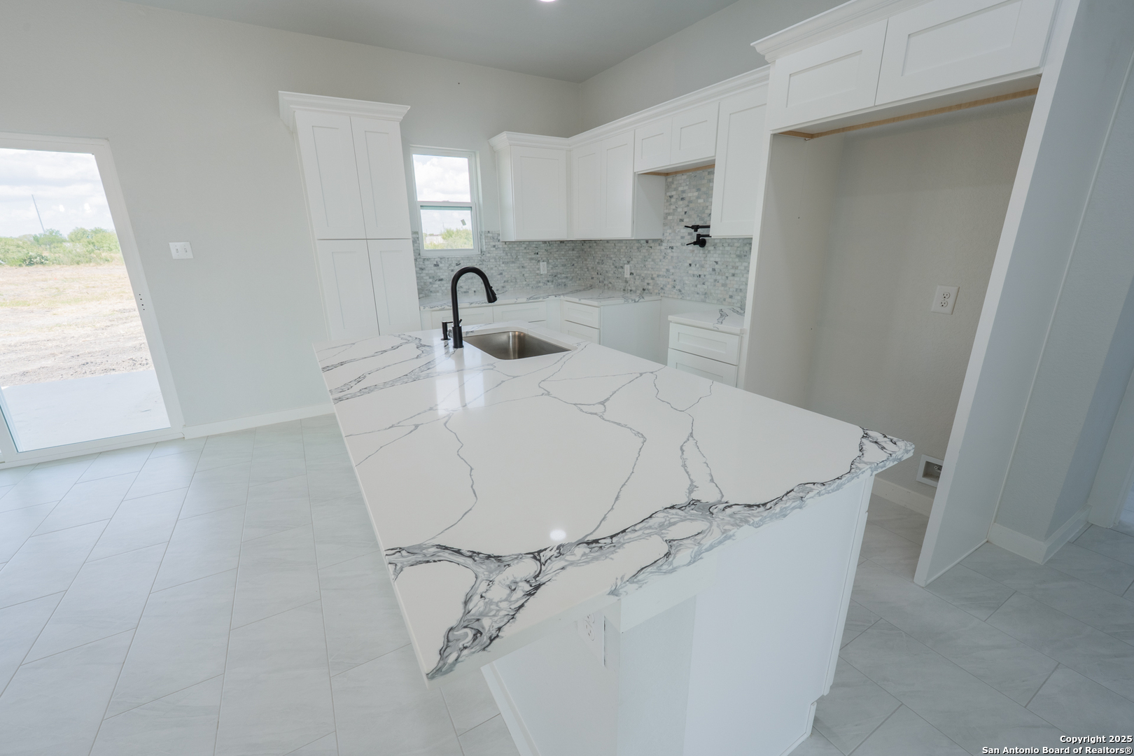 150 Ranchero Way Natalia TX 78059