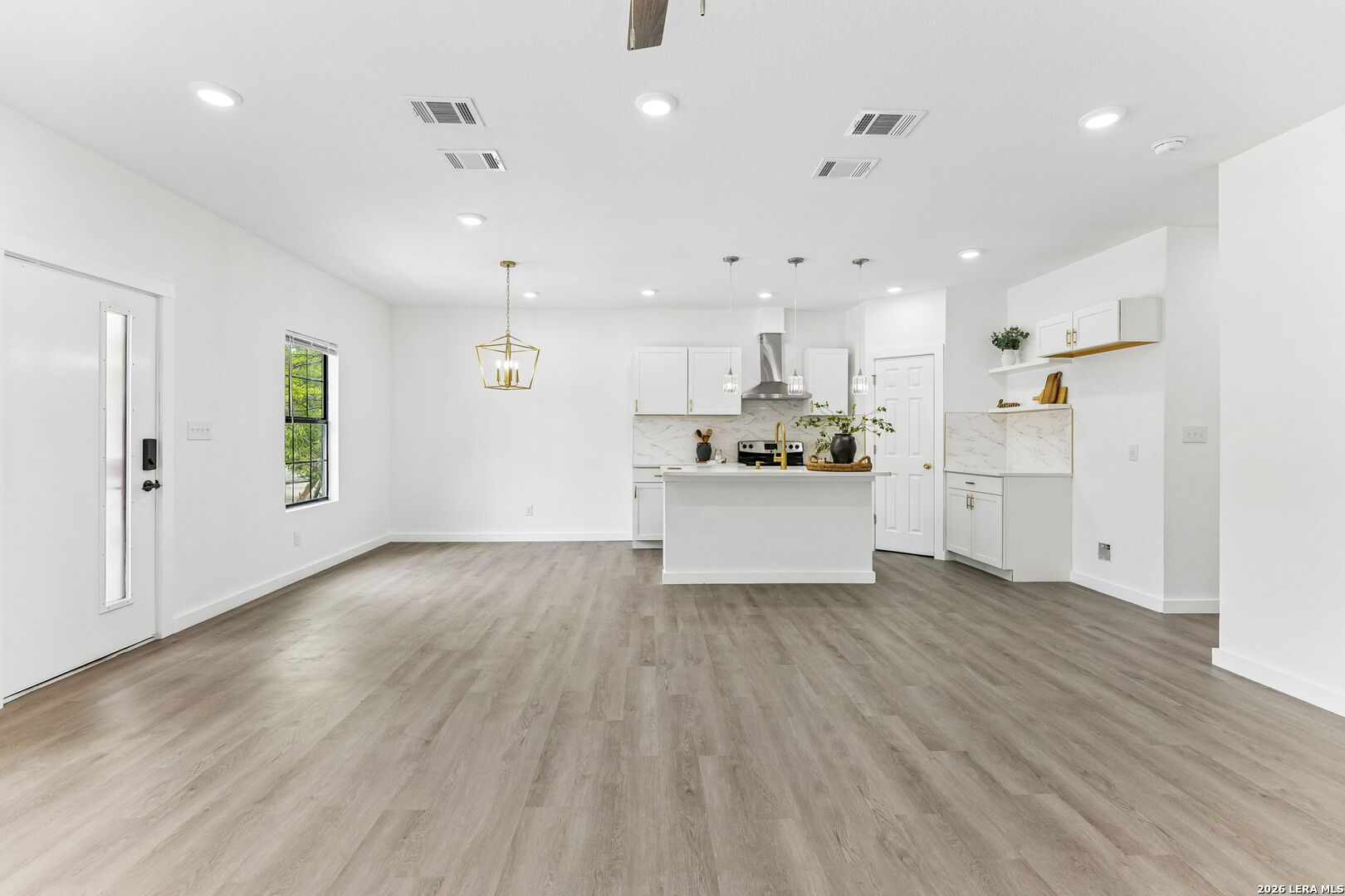 1722 W Ridgewood Court San Antonio TX 78201
