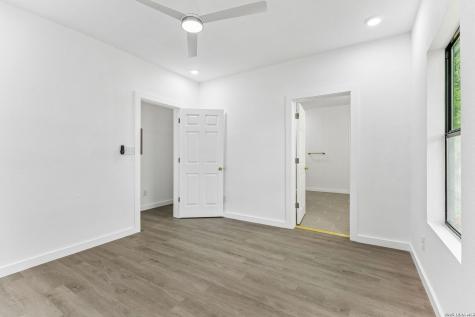 1722 W Ridgewood Court San Antonio TX 78201