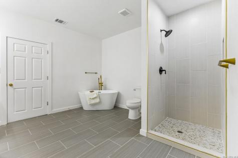 1722 W Ridgewood Court San Antonio TX 78201