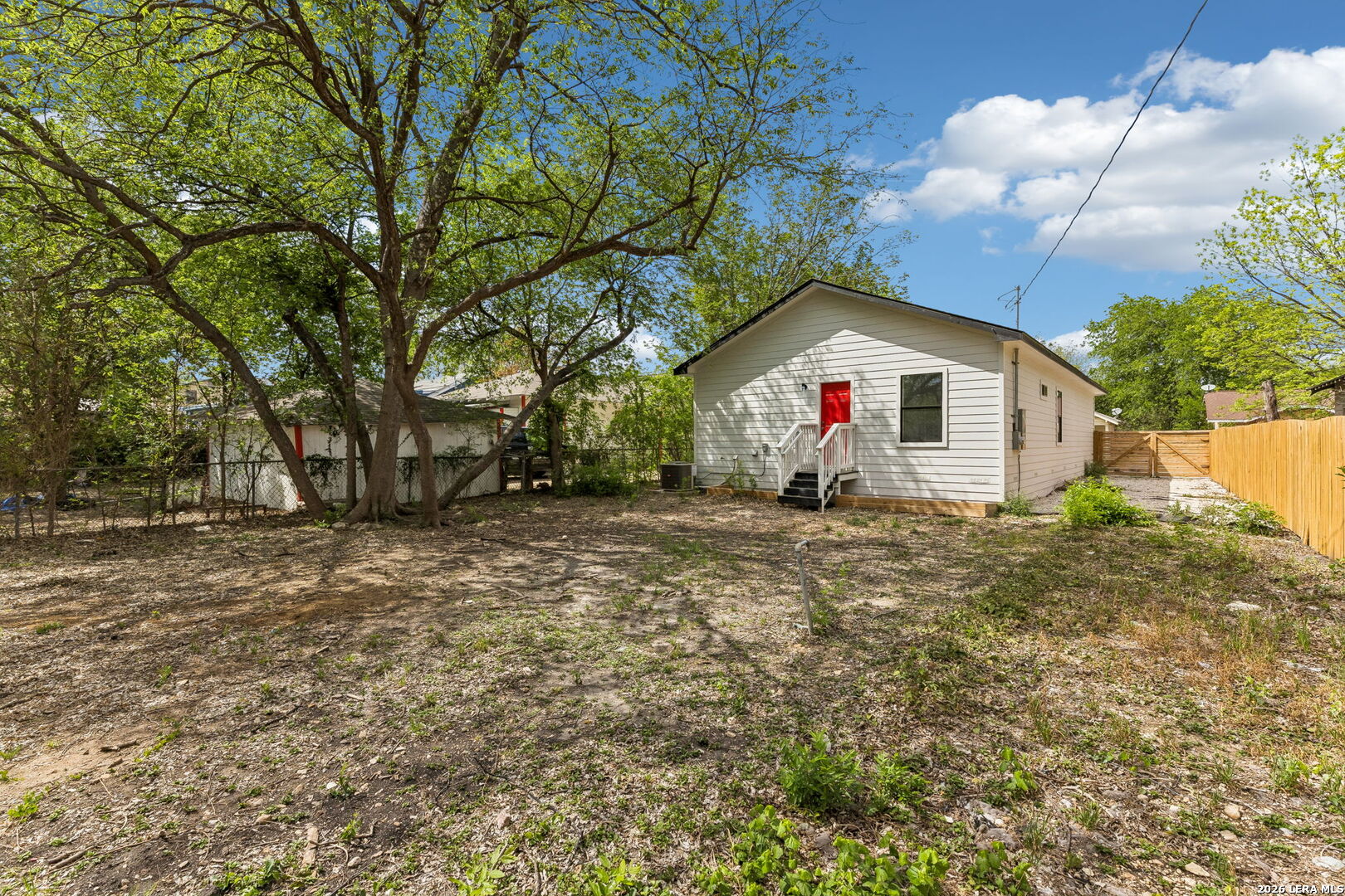 1722 W Ridgewood Court San Antonio TX 78201
