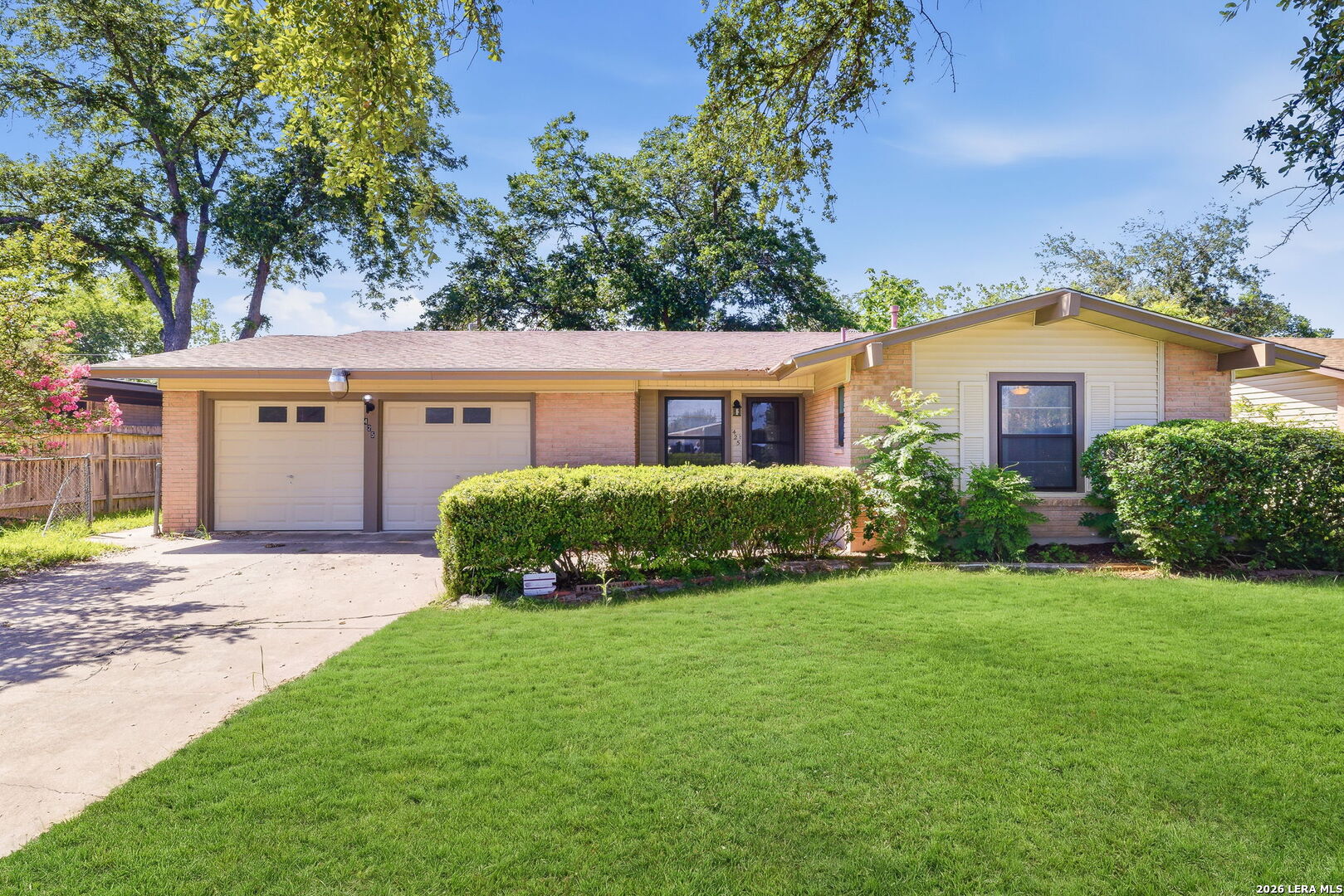 425 E Wright Boulevard Universal City TX 78148