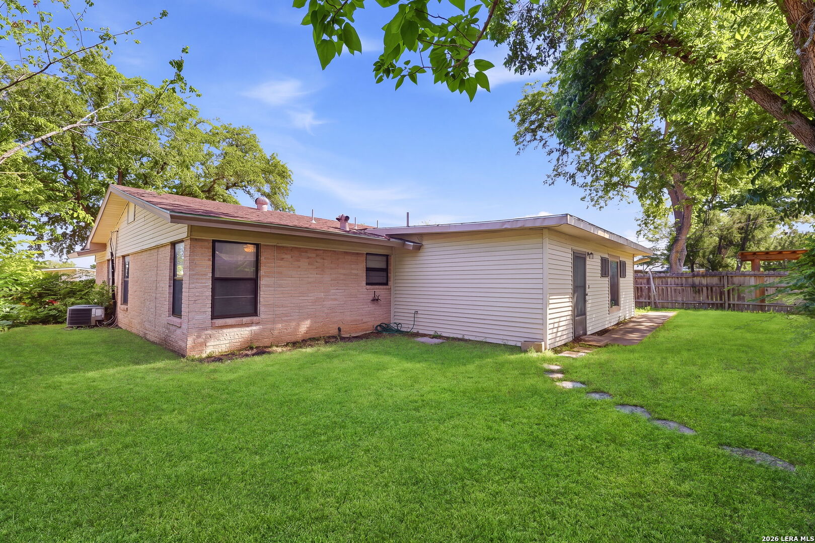 425 E Wright Boulevard Universal City TX 78148