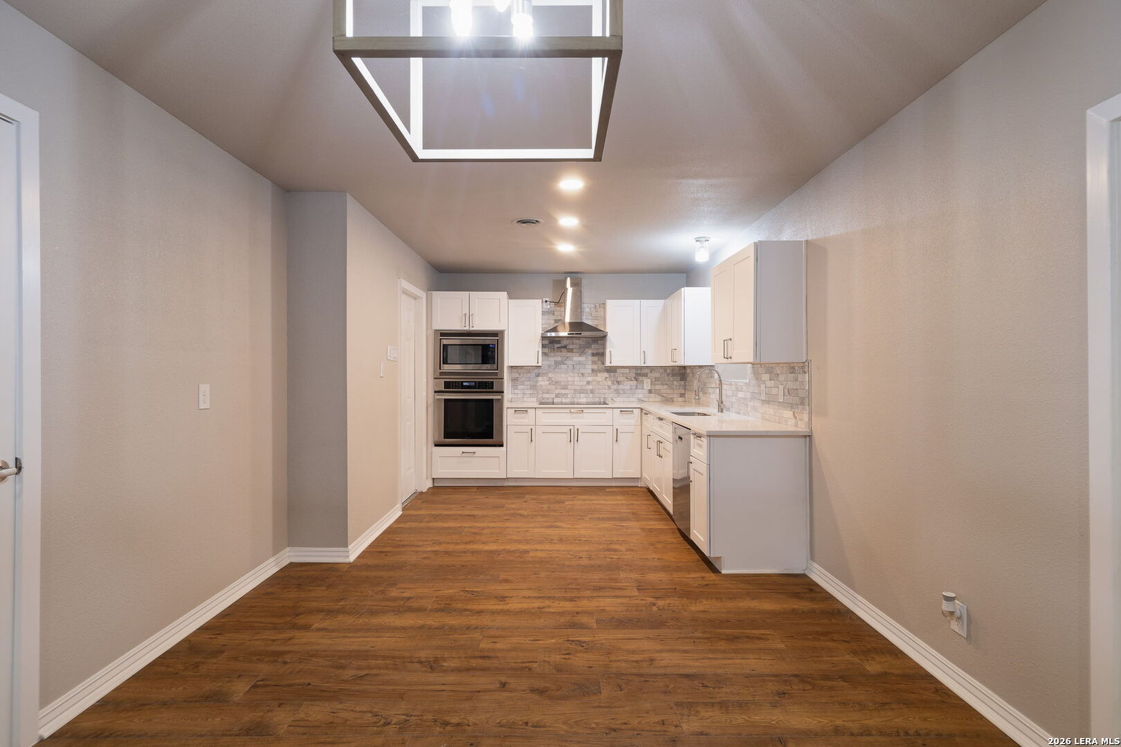 425 E Wright Boulevard Universal City TX 78148