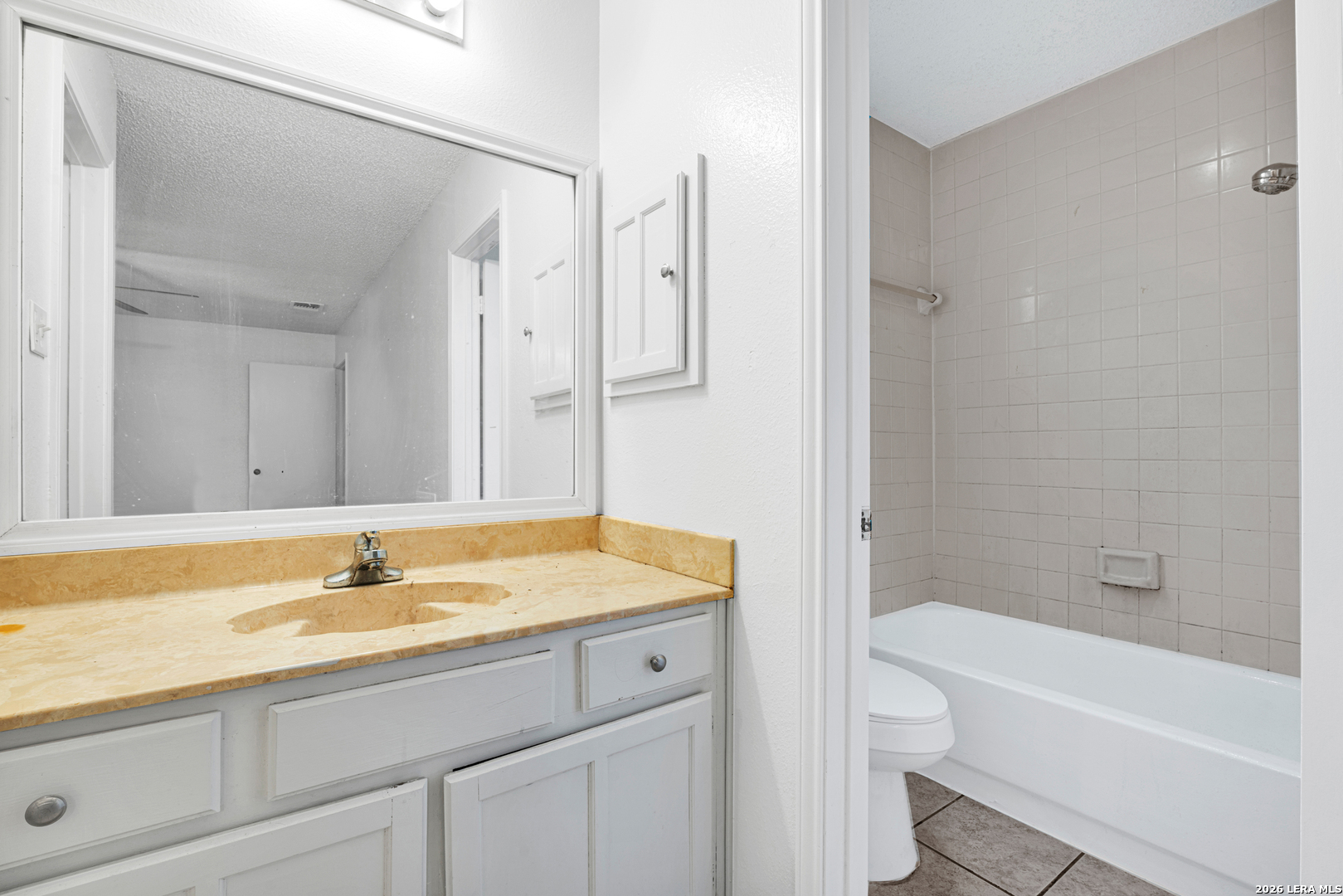 7242 Breeze Hollow San Antonio TX 78250