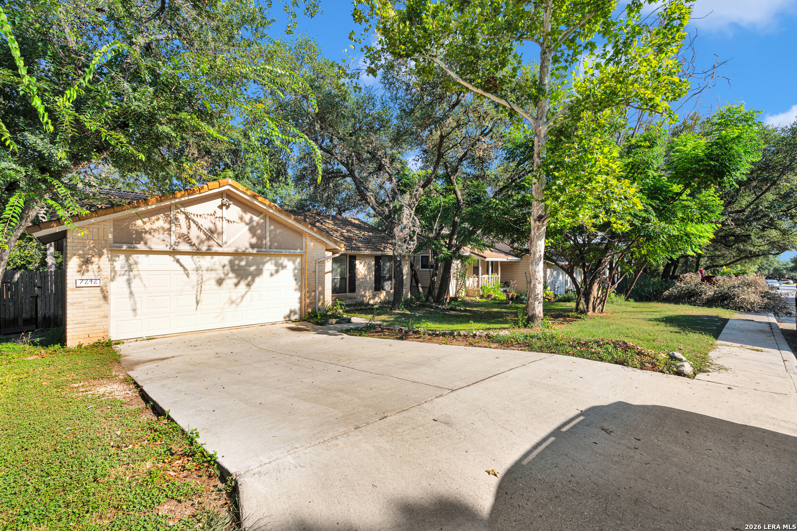 7242 Breeze Hollow San Antonio TX 78250