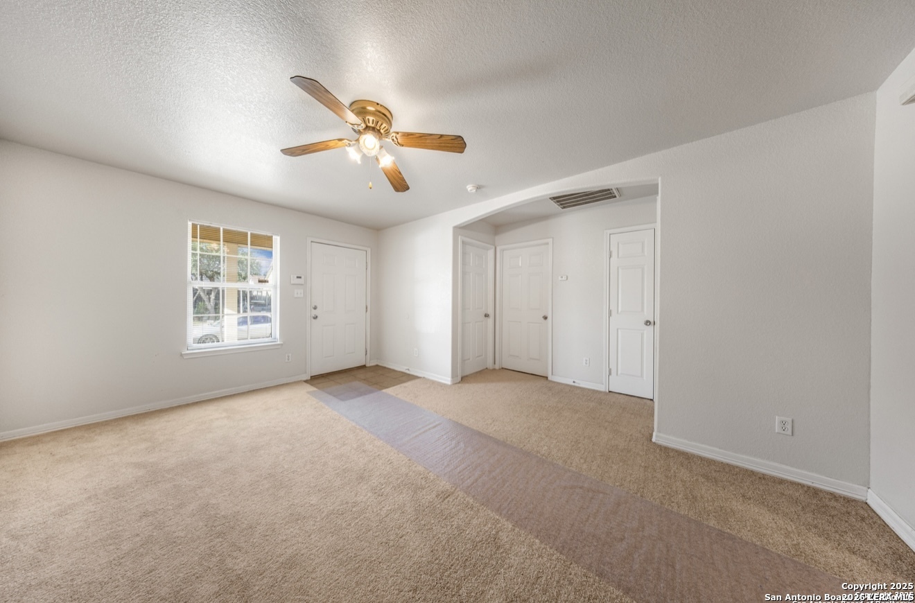 515 Belcross San Antonio TX 78237